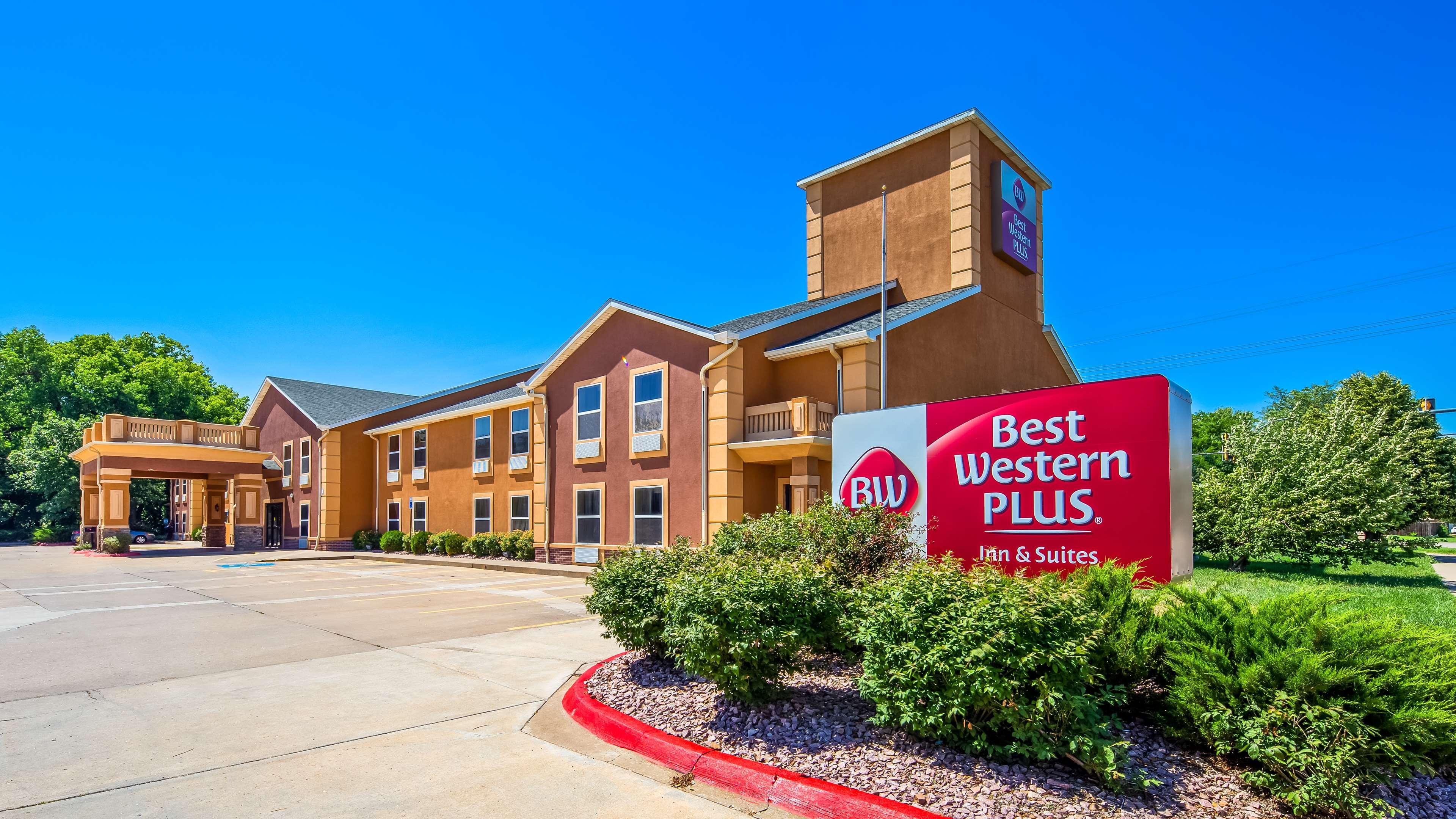 Best Western Plus Midwest Inn & Suites Salina Exterior foto